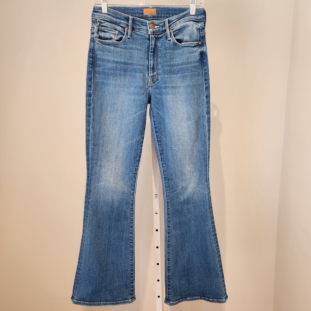RESERVED!!! Mother weekender flare jeans in layover wash size 27